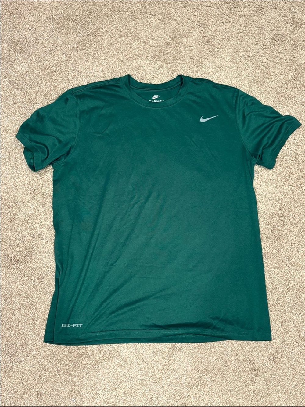 Nike Men’s Green Dri-FIT Short Sleeve Performance Tee